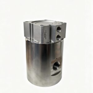 Ultra-high pressure cylinder bypass valve